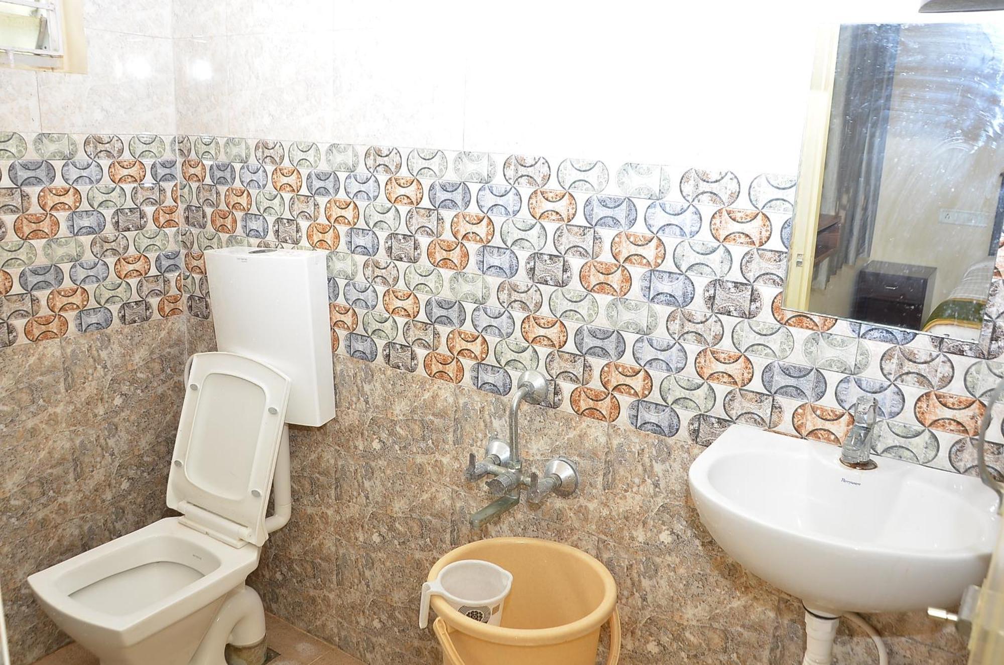 Amutham Hotel